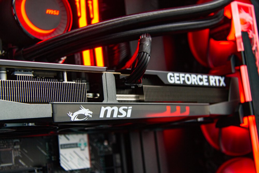 HAL3000 Master Gamer Elite Ti / Intel Core Ultra 7 265F/ 32GB DDR5/ RTX 5070 Ti/ 2TB PCIe4 SSD/ WiFi/ W11