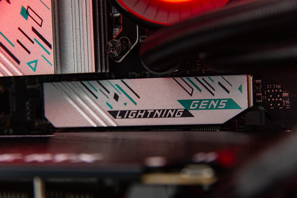 HAL3000 Master Gamer Elite Ti / Intel Core Ultra 7 265F/ 32GB DDR5/ RTX 5070 Ti/ 2TB PCIe4 SSD/ WiFi/ W11