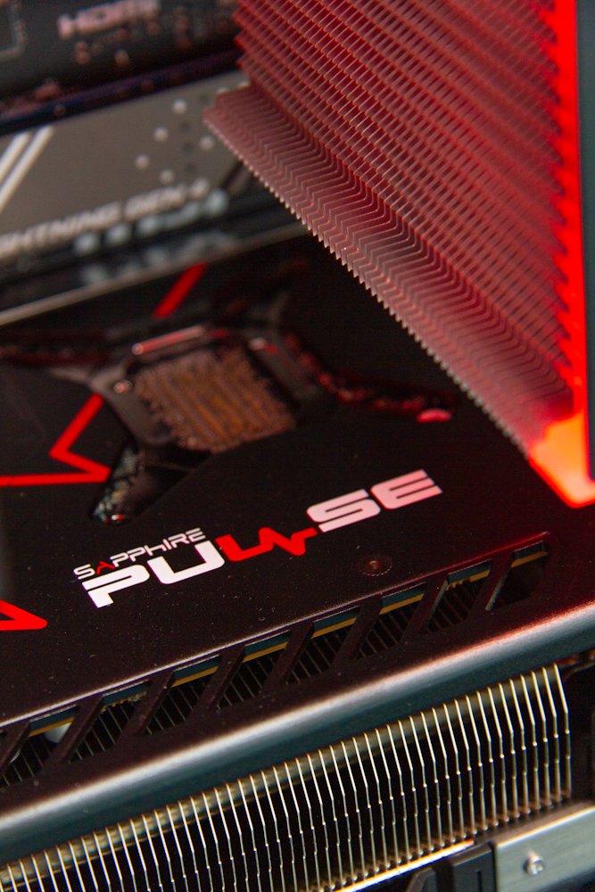 HAL3000 Alfa Gamer XT / AMD Ryzen 5 7600/ 32GB DDR5/ RX 9070 XT/ 2TB PCIe4 SSD/ WiFi/ W11