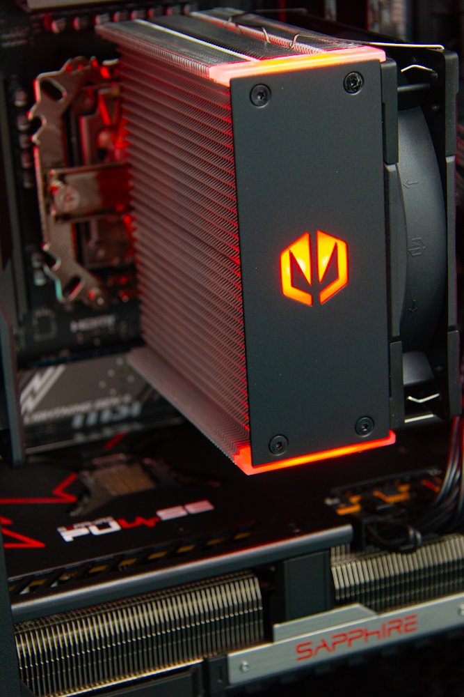 HAL3000 Alfa Gamer XT / AMD Ryzen 5 7600/ 32GB DDR5/ RX 9070 XT/ 2TB PCIe4 SSD/ WiFi/ W11