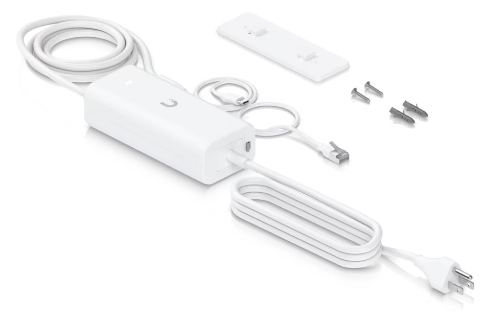 Ubiquiti UniFi PoE Integrated AC Adapter - 30W PoE+ injektor s AC adaptérem pro napájení UCG, UXG a UX, USB-C 5V/5A