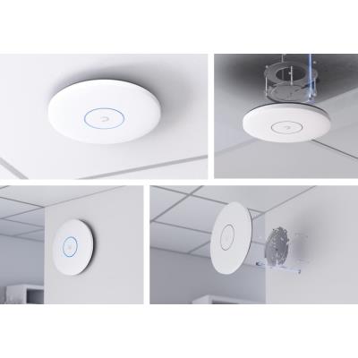 Ubiquiti UniFi U7 Pro XGS - Wi-Fi 7 AP, 2.4/5/6GHz, až 15.1 Gbps, Spectral Radio, 1x 10GbE, PoE++ (bez PoE inj.), bílá