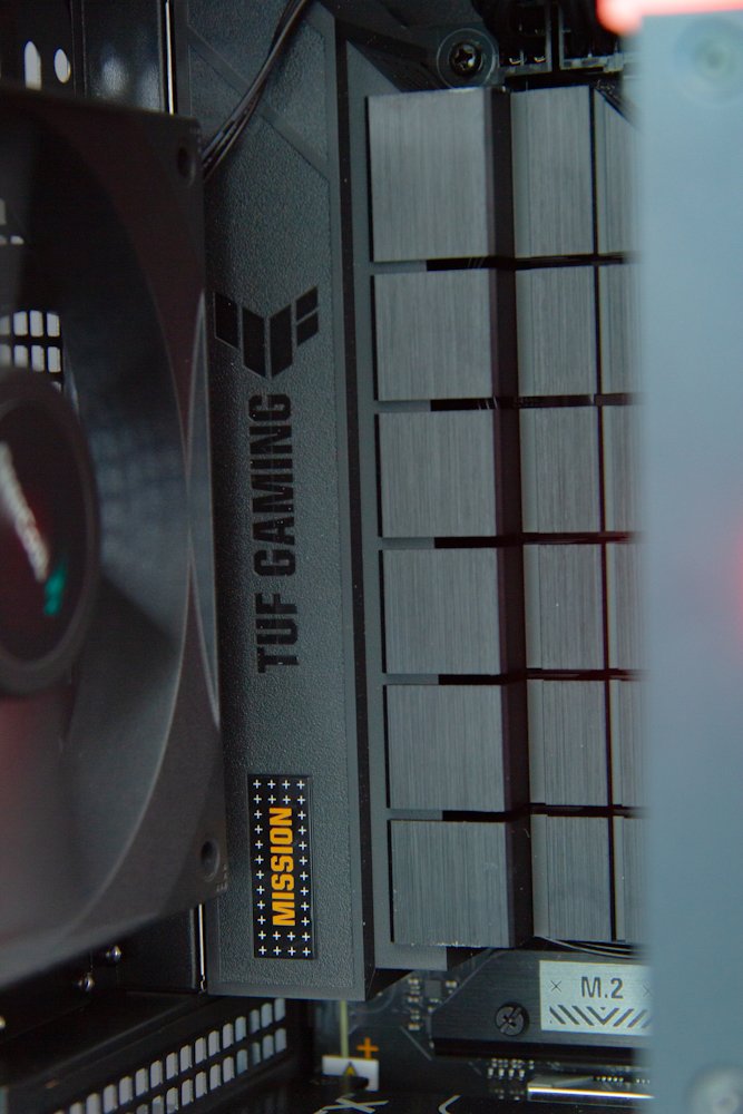 HAL3000 MČR Finale Pro / Intel i5-14400F/ 32GB/ RTX 5070/ 1TB PCIe SSD/ WiFi/ W11