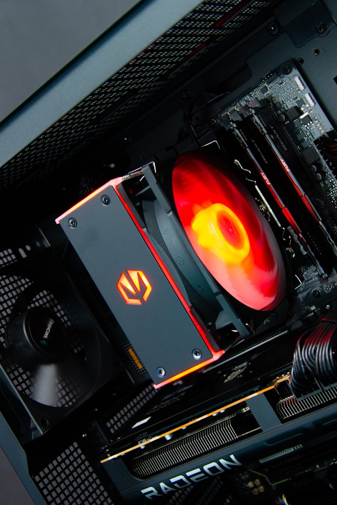 HAL3000 MČR Finale Pro / Intel i5-14400F/ 32GB/ RX 9070/ 1TB PCIe SSD/ WiFi/ W11