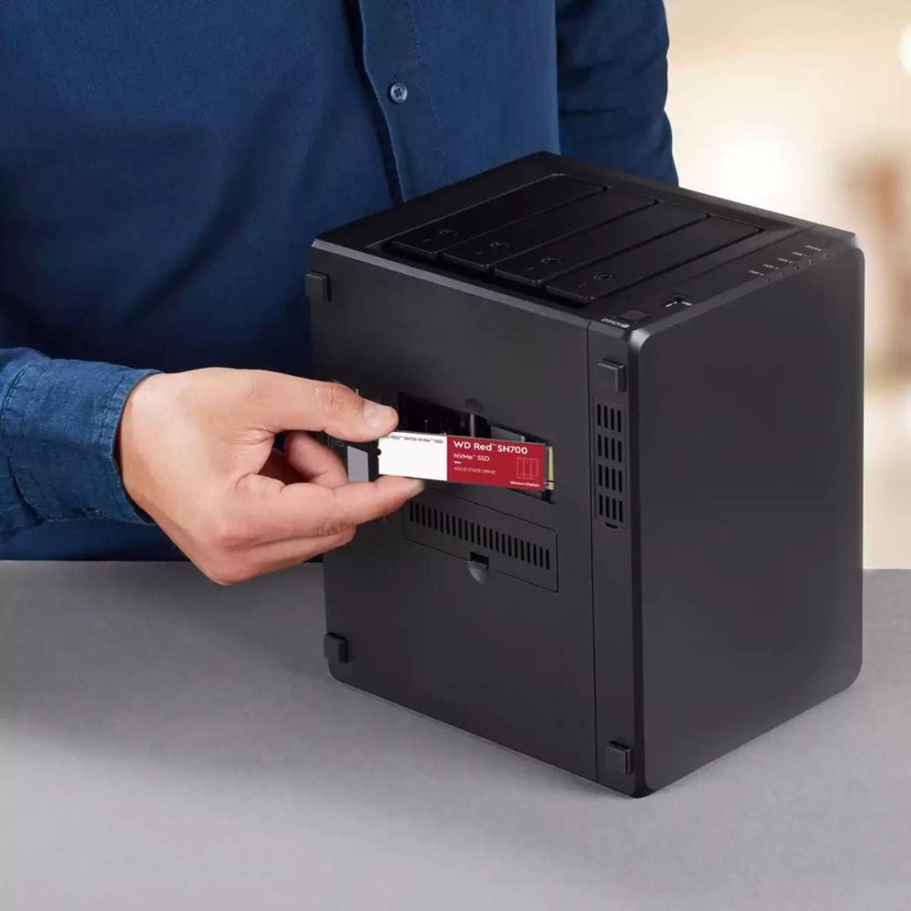 WD SSD RED SN700 250GB / WDS250G1R0C / NVMe M.2 PCIe Gen3 / Interní / M.2 2280