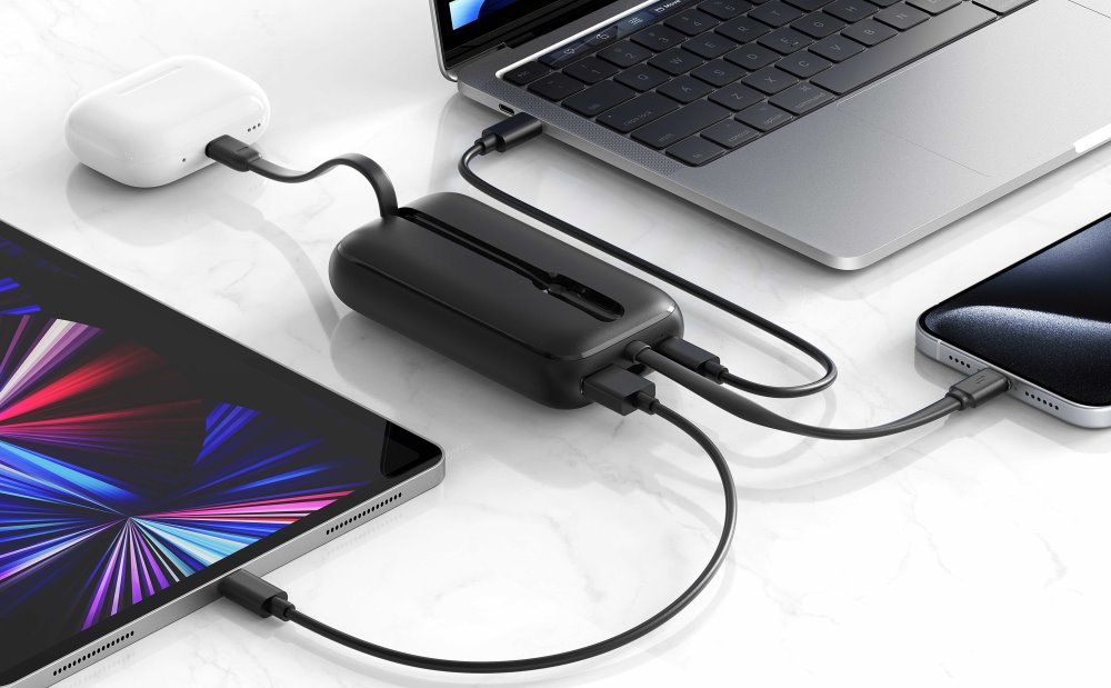 Swissten Power bank VOLTBOX 35W 10000 mAh s integrovanými kabely - USB-C, A, Lightning / černá