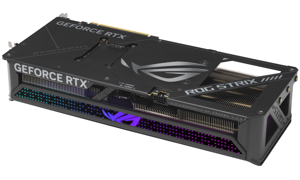 ASUS GeForce ROG STRIX RTX5070 12G GAMING / 12GB GDDR7 / PCI-E / 3xDP / 2x HDMI