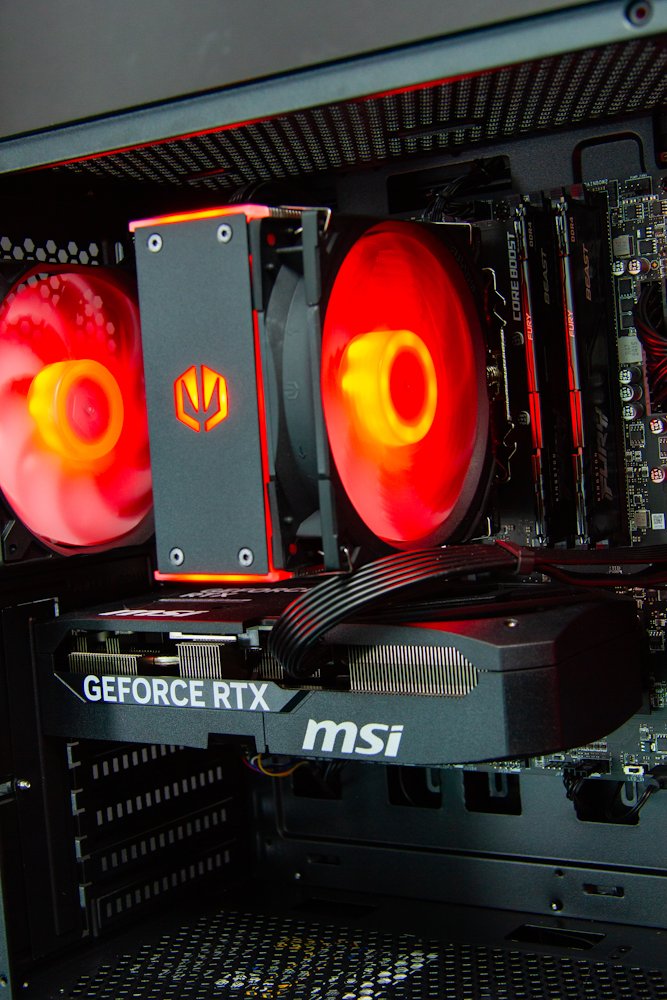 HAL3000 MČR Finale Pro / AMD Ryzen 7 5700X/ 32GB/ RTX 5070/ 1TB PCIe SSD/ WiFi/ W11