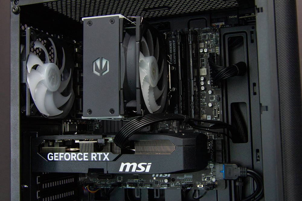 HAL3000 MČR Finale Pro / AMD Ryzen 7 5700X/ 32GB/ RTX 5070/ 1TB PCIe SSD/ WiFi/ W11