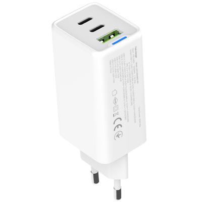 COLORWAY 2x USB-C, 1x USB-A/ síťová nabíječka/ GaN/ PD/ PPS/ 65W/ Včetně 2x kabelů, USB-C-USB-C, USB-C-Lightning/ Bílá