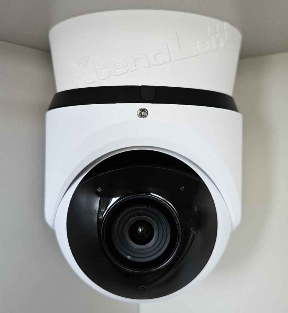 XtendLan Držák pro kameru UniFi G5 Turret Ultra, plast odolný UV záření, venkovní použití, bílý