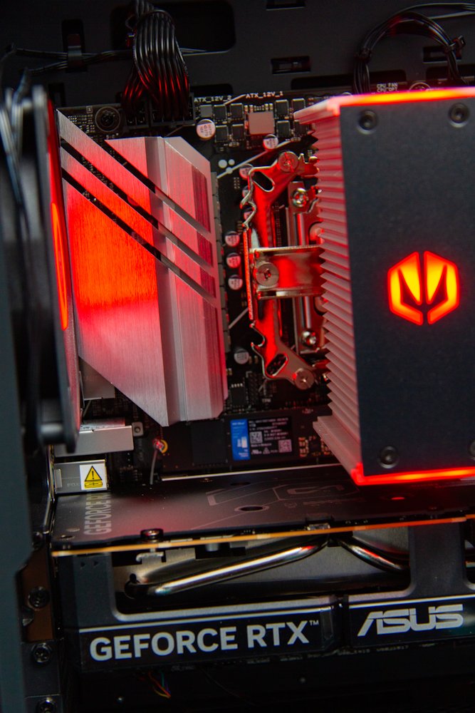 HAL3000 Online Gamer / AMD Ryzen 5 7600/ 32GB DDR5/ RTX 5060/ 1TB PCIe SSD/ WiFi/ W11