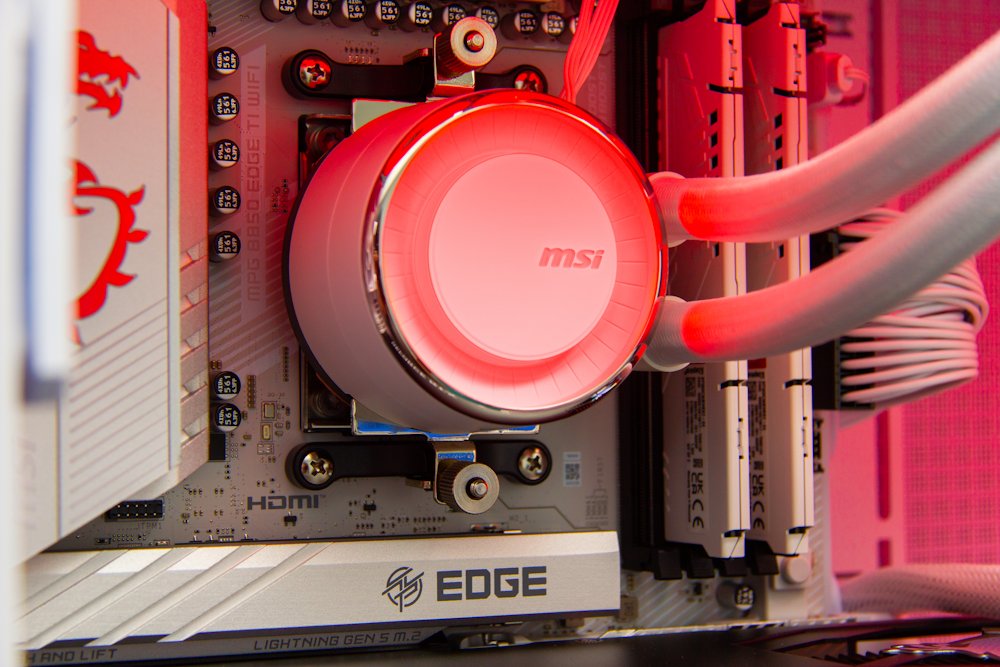 HAL3000 MČR Finale Elite White / AMD Ryzen 7 9800X3D/ 64GB DDR5/ RTX 5070 Ti/ 2TB PCIe SSD/ WiFi/ W11