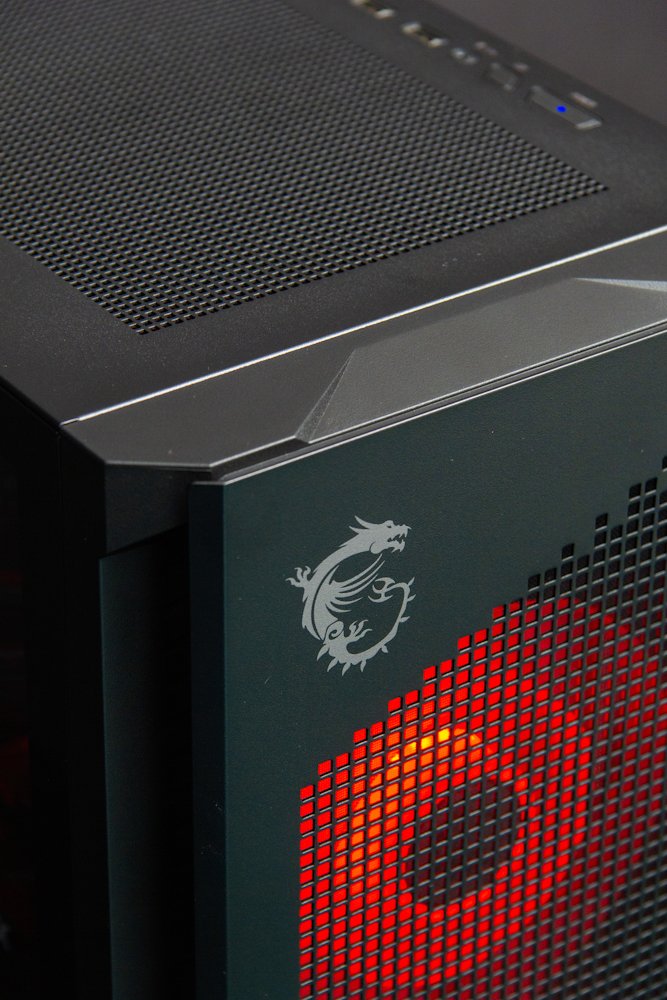 HAL3000 MČR Finale Elite / AMD Ryzen 7 9800X3D/ 64GB DDR5/ RTX 5070 Ti/ 2TB PCIe SSD/ WiFi/ W11