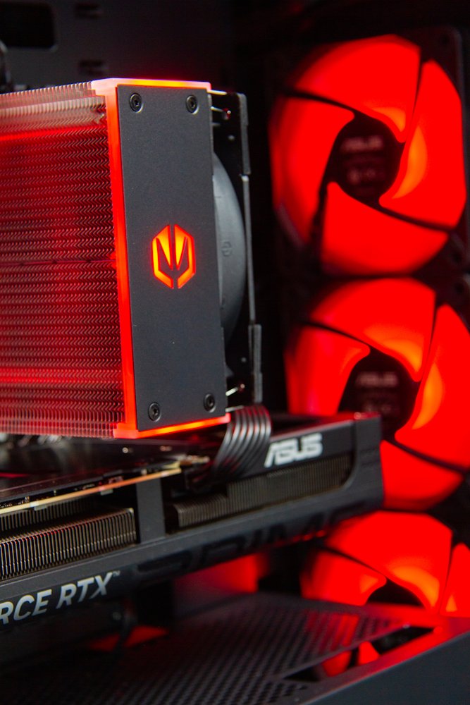 HAL3000 Alfa Gamer Pro / AMD Ryzen 7 7700/ 32GB DDR5/ RTX 5070/ 1TB PCIe4 SSD/ WiFi/ W11