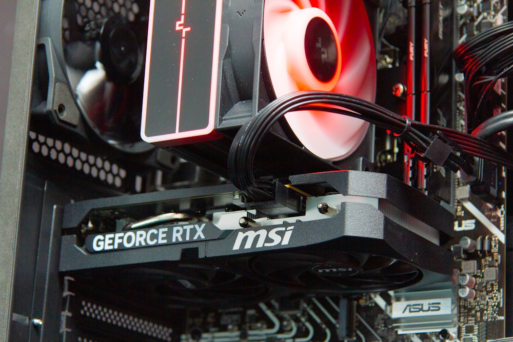 HAL3000 MEGA Gamer Pro / Intel i5-12400F/ 32GB DDR5/ RTX 5060/ 1TB PCIe SSD/ WiFi/ W11