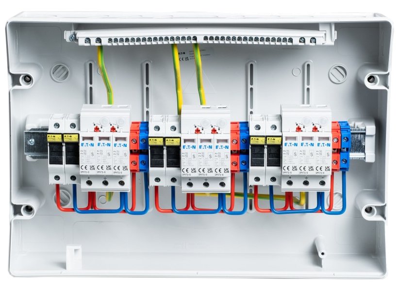Solarmi DC3 osazený rozvaděč pro fotovoltaiku, 3x svodič, 3x odpojovač, pojistky, 3x15A, 1000V,