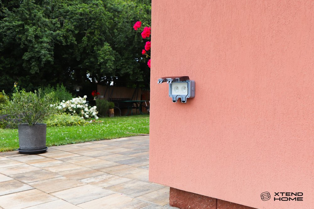 Xtend Home chytrá venkovní dvouzásuvka, IP66, WiFi, správné spínání fáze, Tuya