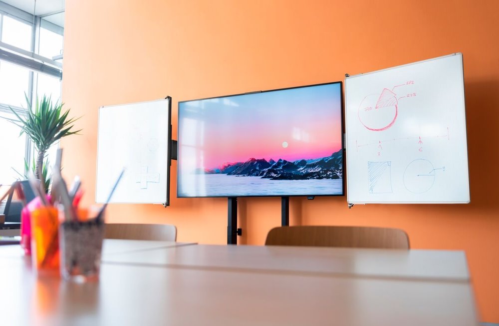 Vogels Postranní tabule 86" pro lifty RISE 200x a 4xxx, bílá keramika pro psaní fixem, magnetický zámek