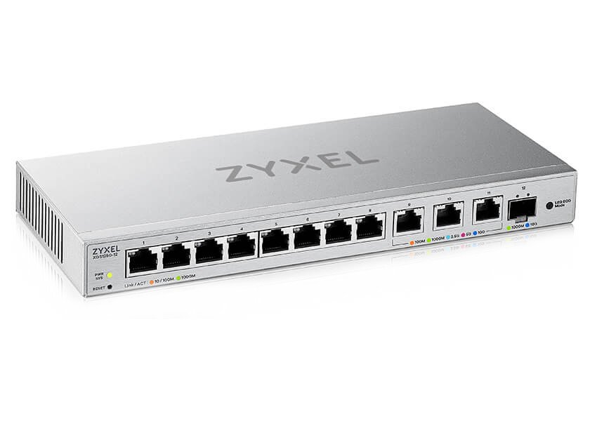 Zyxel XGS1250-12 v2, 12-Port Gigabit webmanaged Desktop Switch with 8 port 1G + 3-Port MultiGig 1/2.5/5/10G + 1-Port SFP