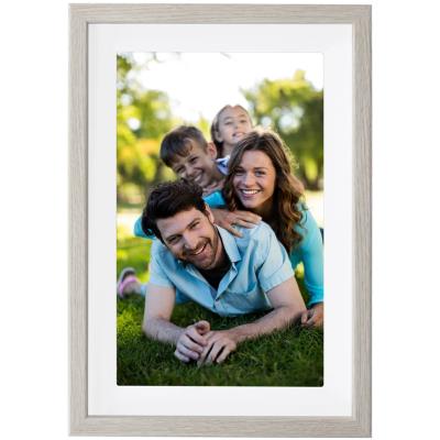 Rollei fotorámeček WiFi 108/ úhlopříčka 10.1"/ 32GB/ 2W/ Frameo APP/ Světlé dřevo