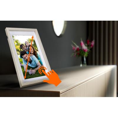 Rollei fotorámeček WiFi 108/ úhlopříčka 10.1"/ 32GB/ 2W/ Frameo APP/ Světlé dřevo