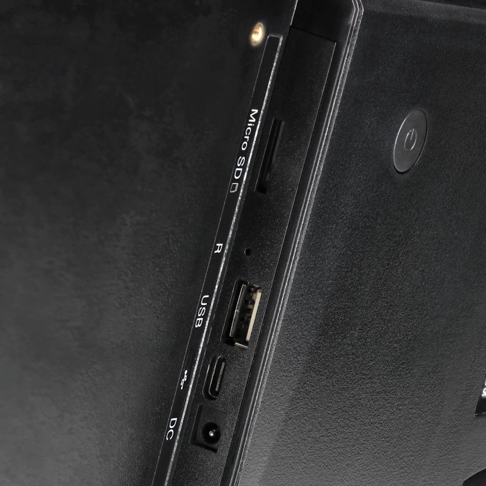 Rollei fotorámeček WiFi 211/ úhlopříčka 21.5"/ 32GB/ 4W/ Frameo APP/ Černý