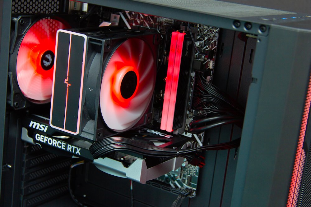 HAL3000 MEGA Gamer Pro / Intel i5-12400F/ 32GB/ RTX 5050/ 1TB PCIe SSD/ W11