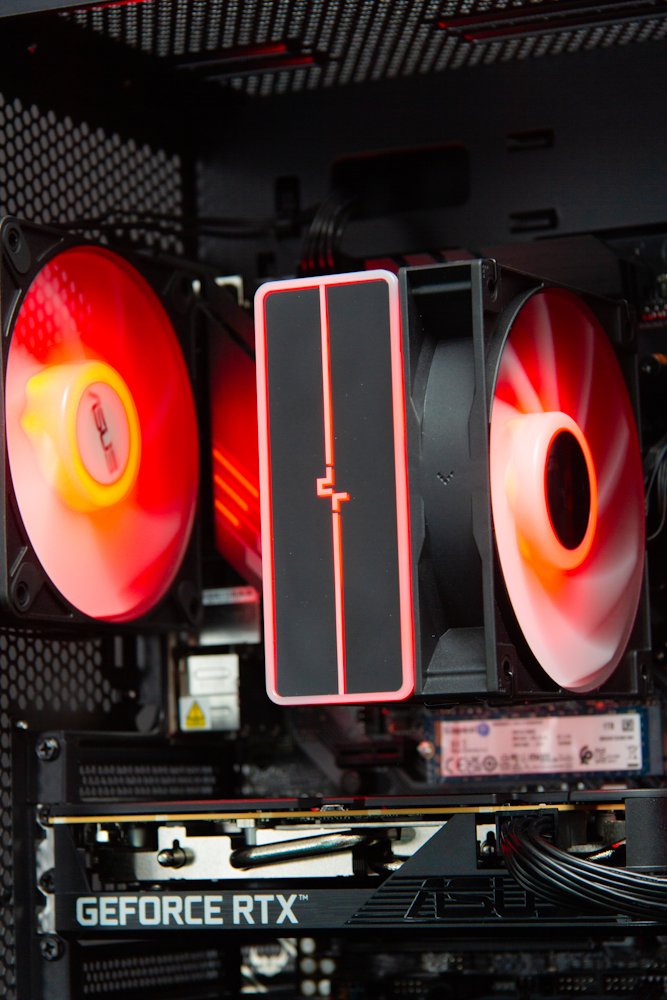 HAL3000 Online Gamer / AMD Ryzen 5 5600/ 32GB/ RTX 5050/ 1TB PCIe SSD/ WiFi/ W11