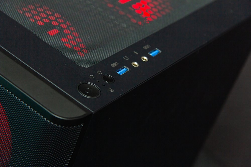 HAL3000 MČR Finale Pro / AMD Ryzen 5 7600/ 32GB DDR5/ RTX 5050/ 1TB PCIe SSD/ WiFi/ W11