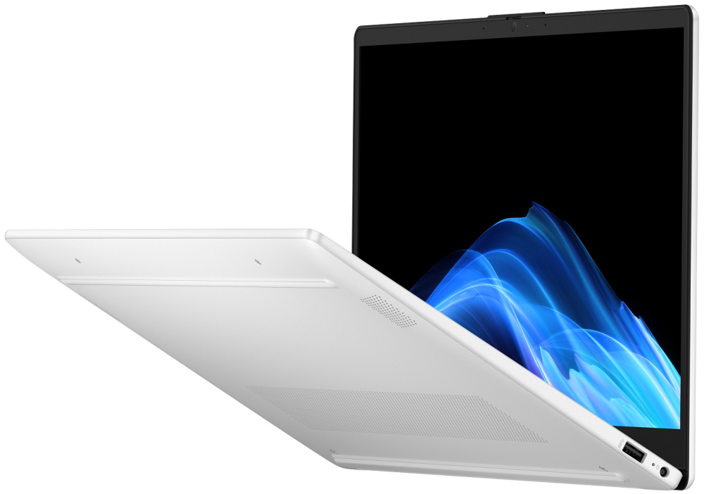 HP OmniBook 3 AI PC 15-fn0003nc/ Ryzen AI 7 350/ 32GB DDR5/ 1TB SSD/ Radeon Graphics/ 15,6"FHD,matný/ W11H/ stříbrný