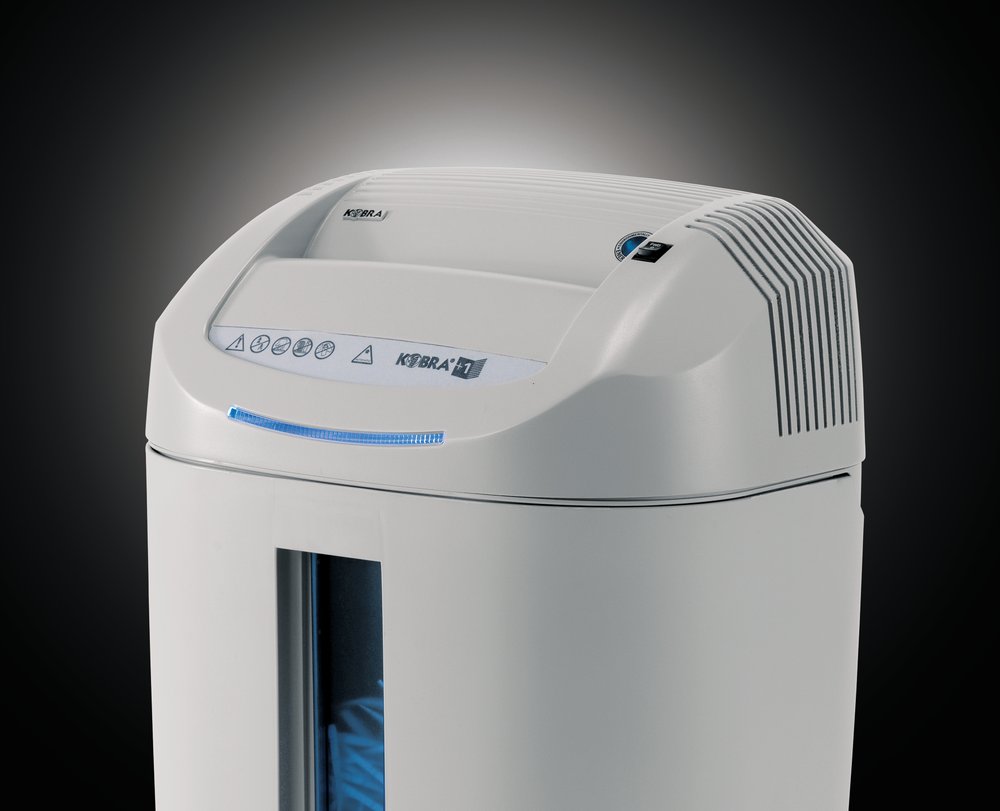 KOBRA skartovač +1 CC4/ příčný řez 3,5 x 40 mm/ A4/ kapacita 14 listů/ objem koše 38l/ stupeň utajení P4/ modro-bílý