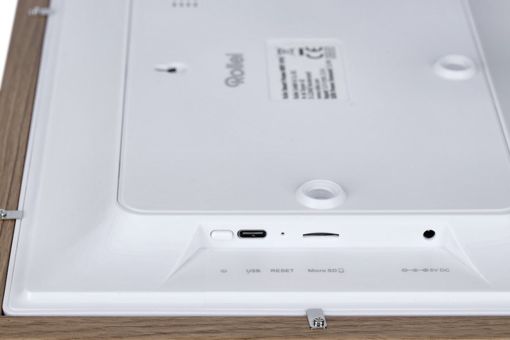 Rollei fotorámeček WiFi 1010/ úhlopříčka 10.1"/ 32GB/ 1W/ Frameo APP/ Světlé dřevo