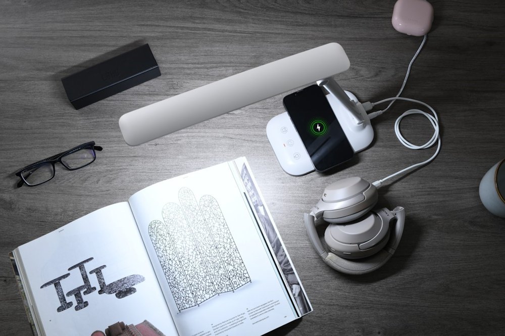 IMMAX LED stolní lampička LUMI/ Qi nabíjení/ 7W/ 300lm/ 12V/2A/ stmívatelná/ bílá