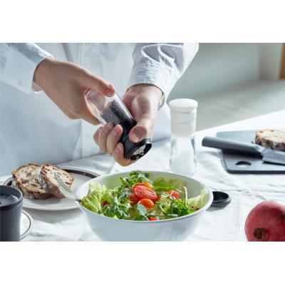 Kyocera Malý keramický mlýnek na sůl, pepř a koření, černý