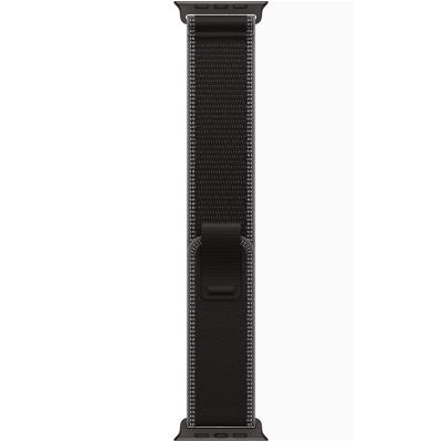 Apple Watch Ultra 3 49mm Černý titan s černým trailovým tahem - M/L