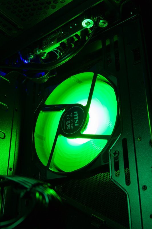 HAL3000 Master Gamer Pro 3070 / Intel i5-10600K/ 16GB/ RTX 3070/ 1TB PCIe SSD/ WiFi/ W10