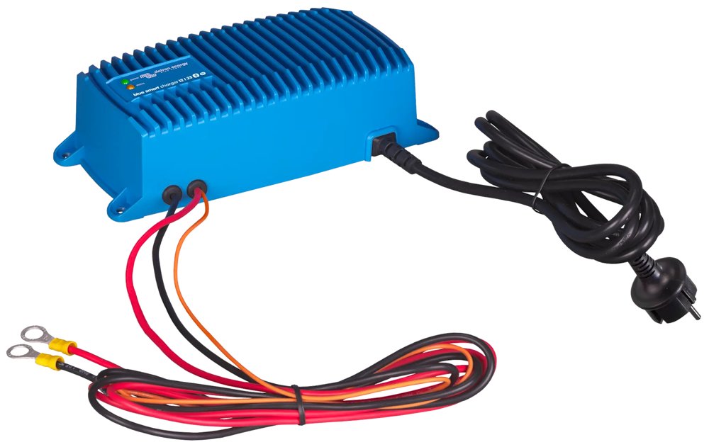 Victron BlueSmart IP67 chytrá nabíječka baterií 12V/17A, vodotěsná