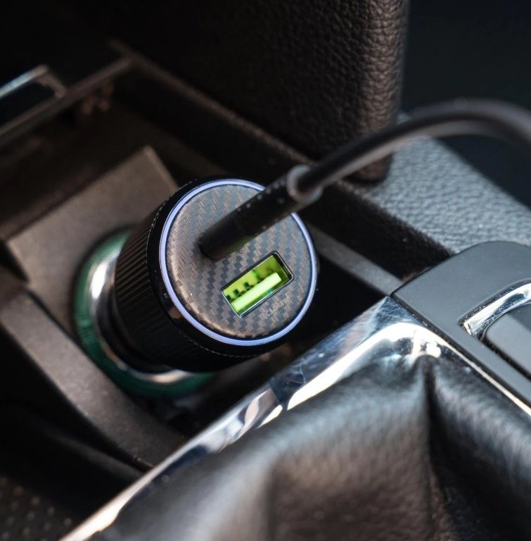 Swissten  Cl Adaptér Usb-C Pd + Usb-A, 38W Černý