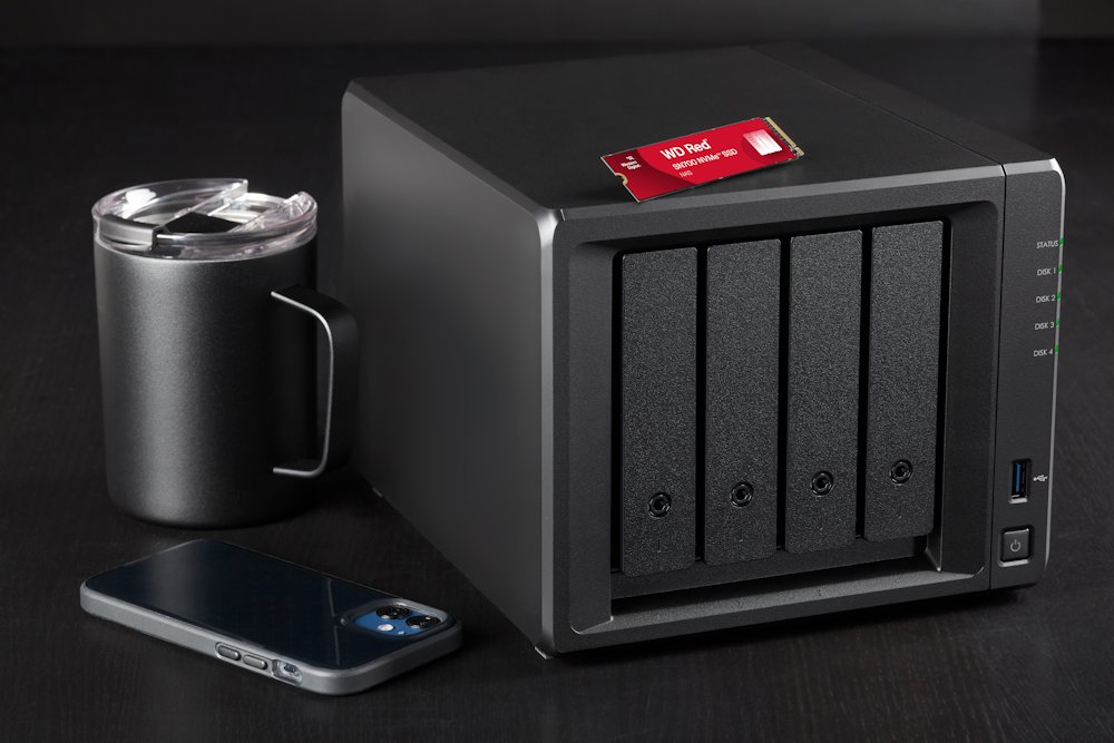 WD SSD RED SN700 1TB / WDS100T1R0C / NVMe M.2 PCIe Gen3 / Interní / M.2 2280