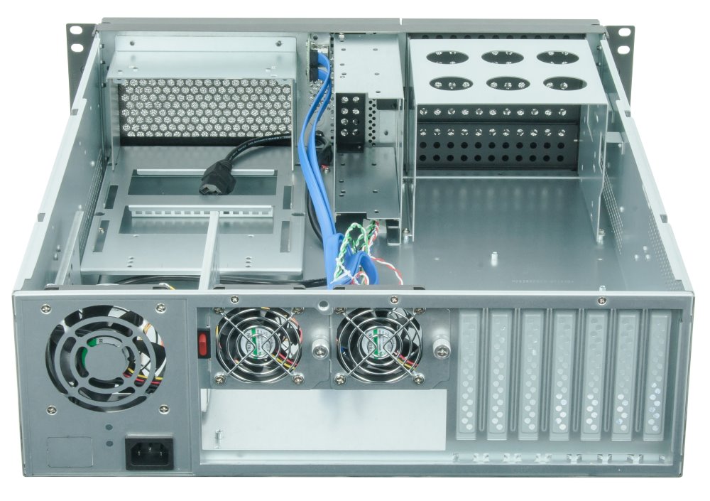CHIEFTEC skříň Rackmount 3U / ATX/mATX / UNC-310A-B / 400W