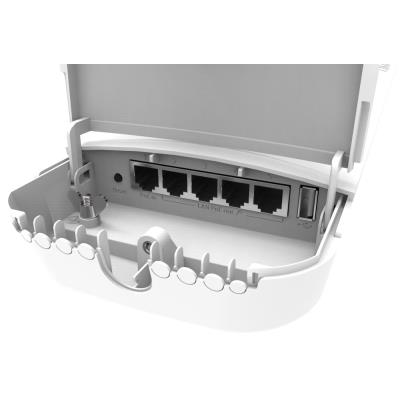 MikroTik RouterBOARD OmniTIK 5 ac PoE venkovní AP / hotspot 2x2 MIMO, 802.11a/n/ac  PoE, L4