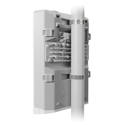 MikroTik netPower 16P, 16x GbE PoE+, 2x SFP+, L5, venkovní (PoE budget 300W)