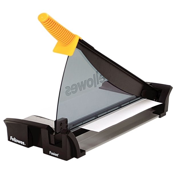 FELLOWES řezačka Fusion/ formát A4/ délka řezu 320 mm/ 12 listů 70g papíru/ kovová základna