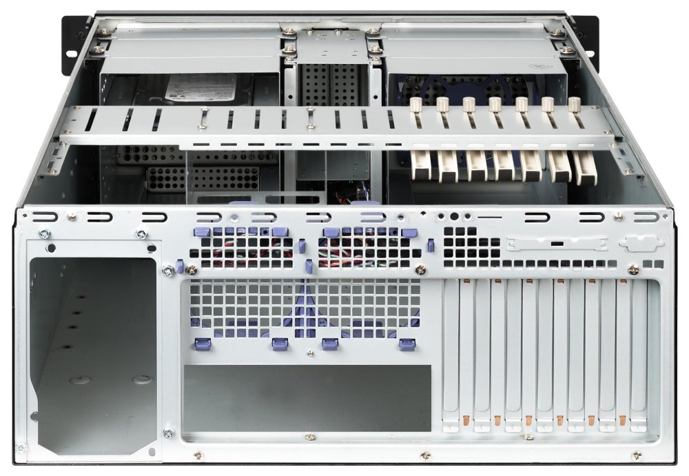 CHIEFTEC rack 19" 4U UNC-411E-B-OP / bez zdroje / USB 3.0 / černý