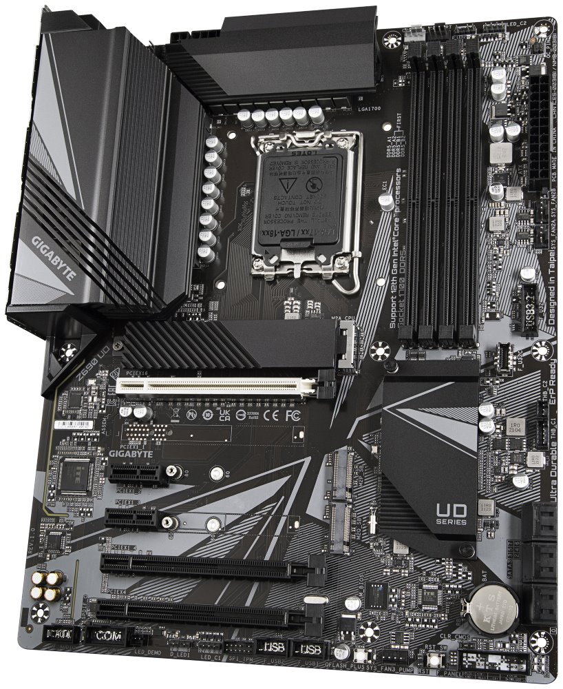 GIGABYTE Z690 UD / LGA1700 / Intel Z690 / 4x DDR5 / 3x M.2 / HDMI / DP / USB-C / ATX