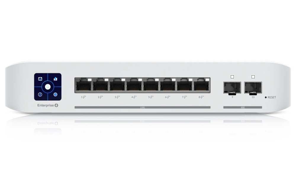 Ubiquiti UniFi Switch Enterprise 8 PoE - 8x 2.5GbE, 2x SFP+, 8x PoE+ (PoE budget 120W)