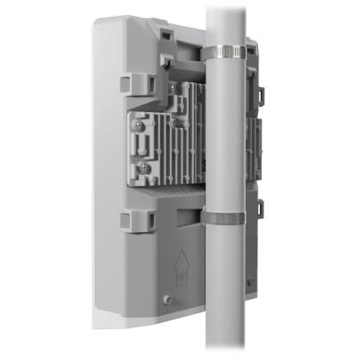 MikroTik netFiber 9, 4x SFP+, 5x SFP, 1x GbE PoE in, L5