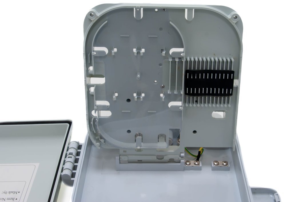 XtendLan plastový rozvaděč pro 16 odboček, 2 kabelové porty, vodotěsný, cívka