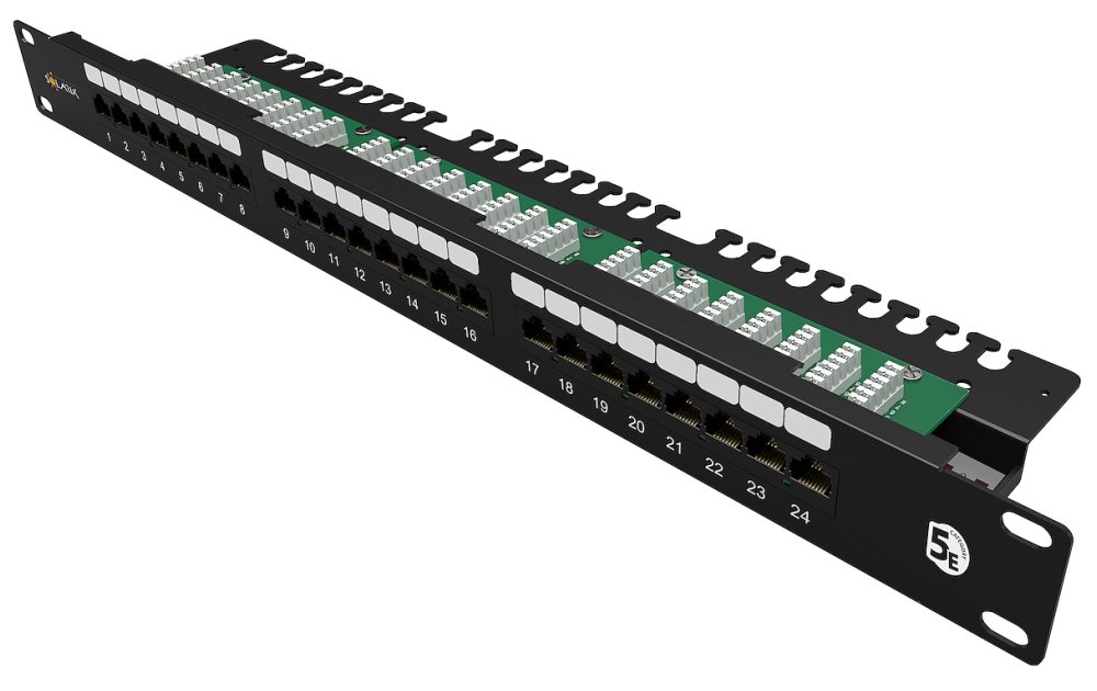 Solarix Patch panel 24x RJ-45 Cat5e UTP s vyvazovací lištou 1U SX24L-5E-UTP-BK-N